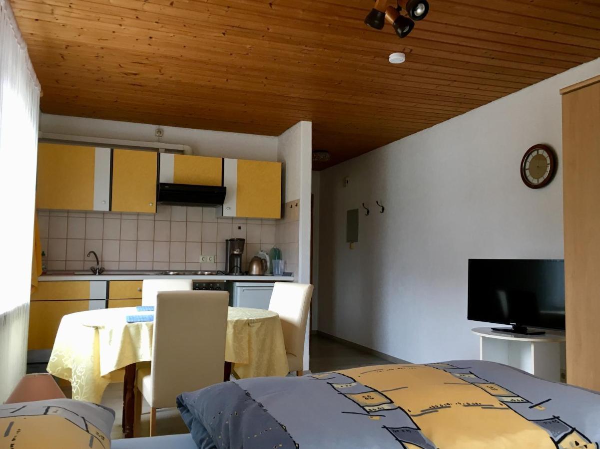 Ferienwohnung Am Kirschbaum Uhldingen-Mühlhofen Exterior photo